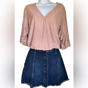 WILLOW & ROOT BLUSH BELL SLEEVE TOP